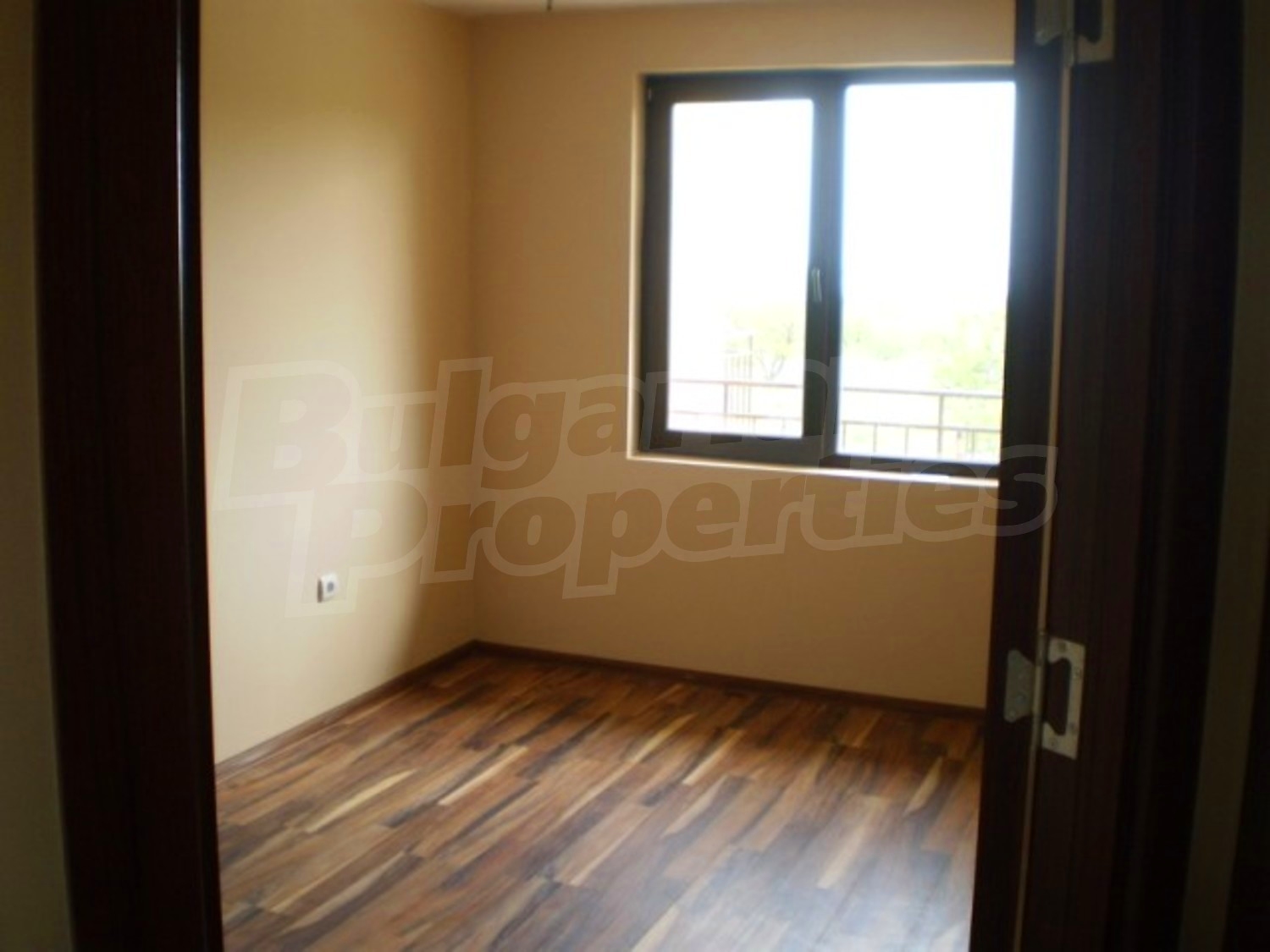 Gallery Picture 5