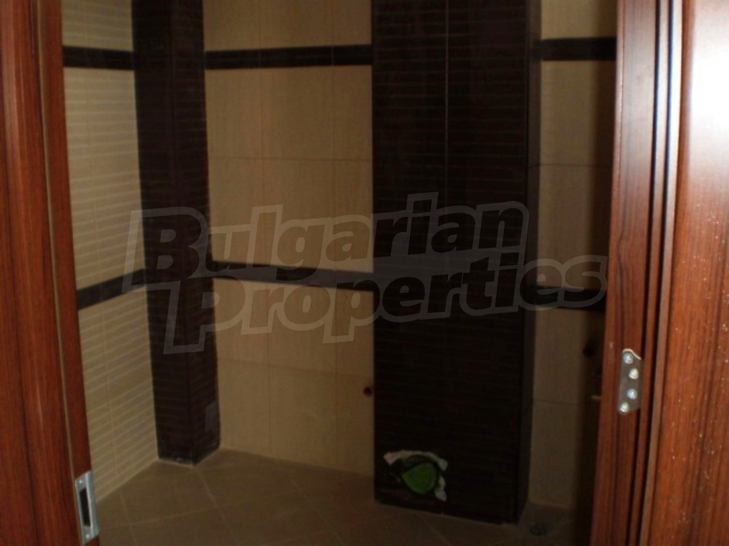 Gallery Picture 9