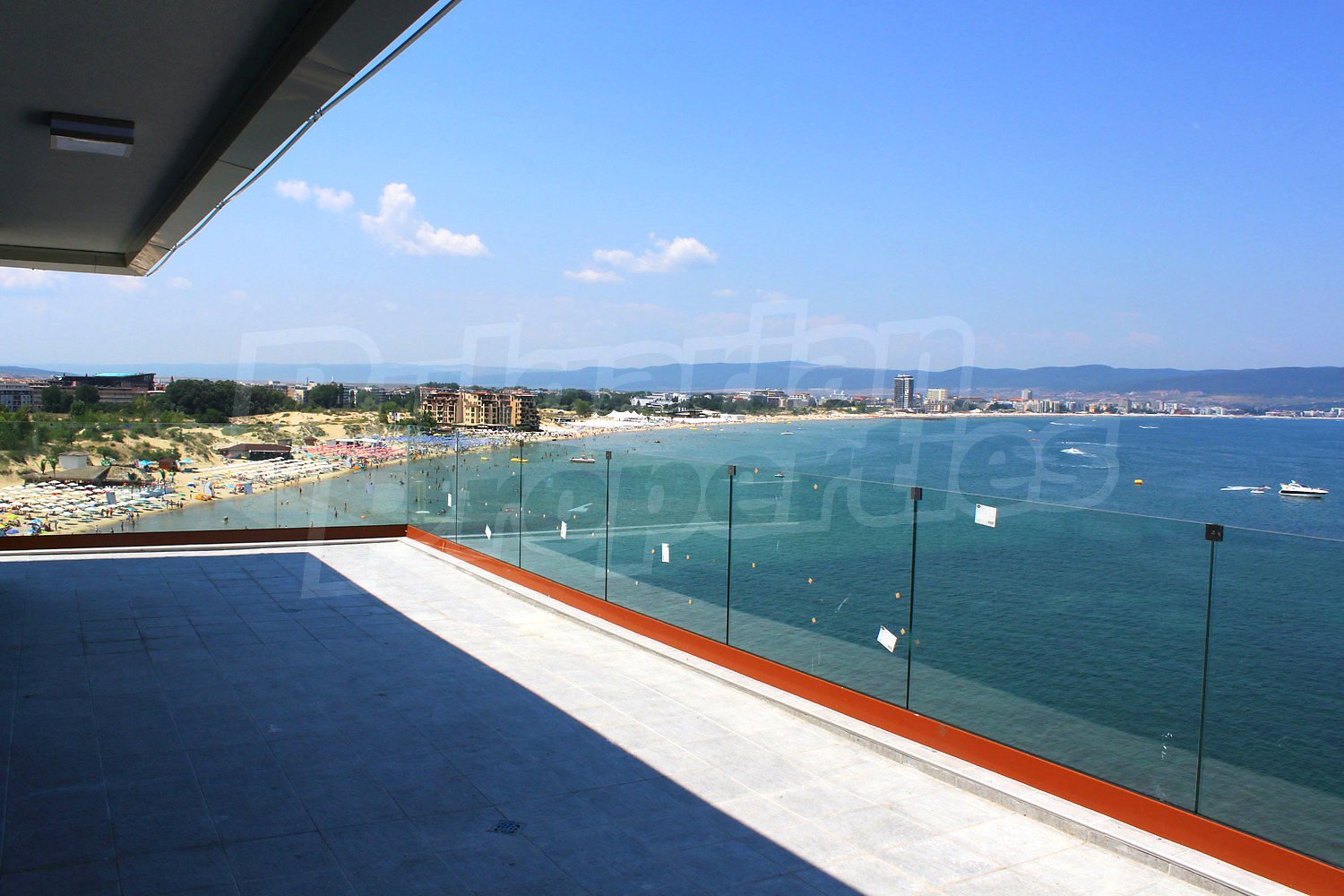 Gallery Picture 14