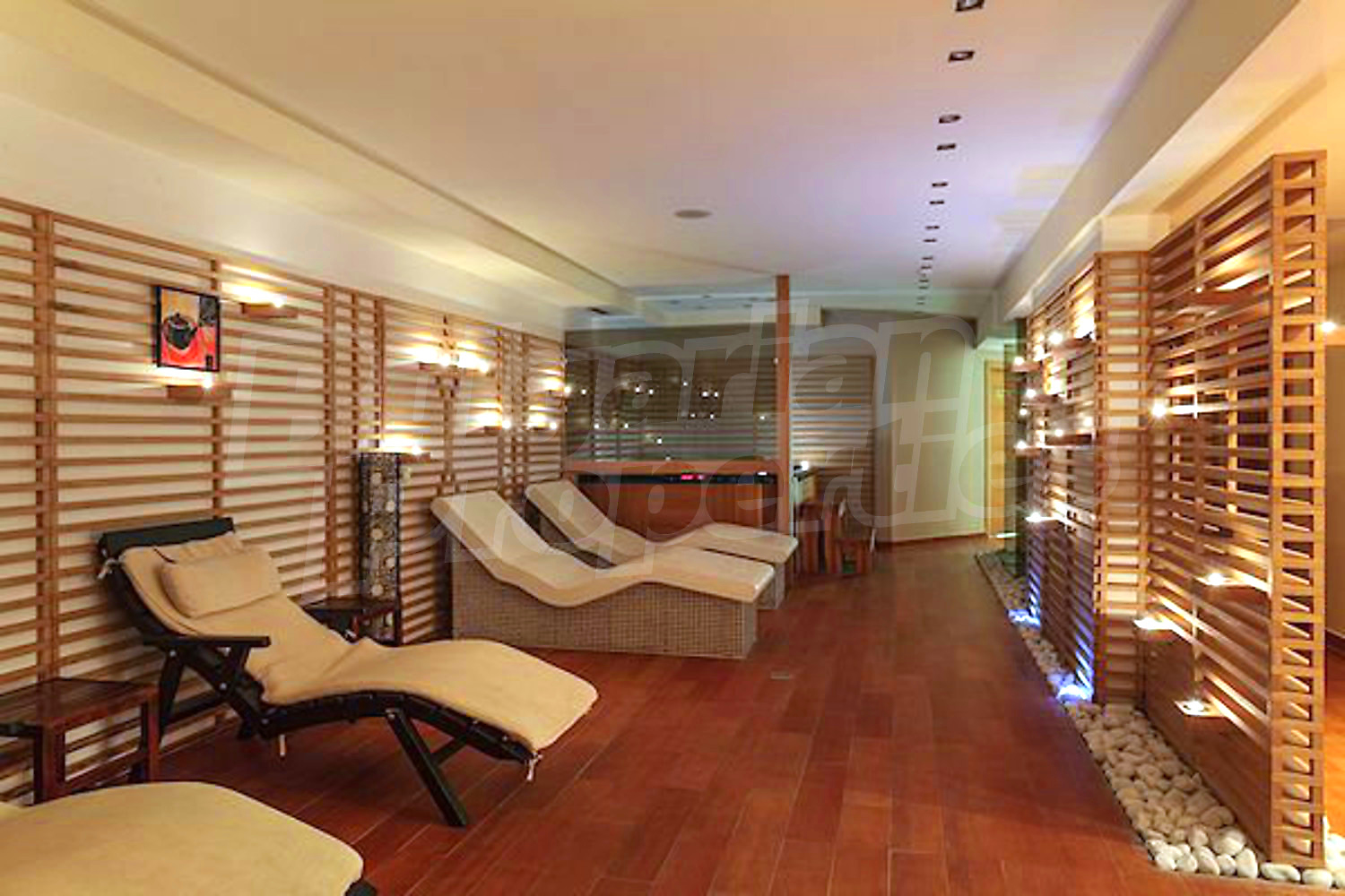 Gallery Picture 8
