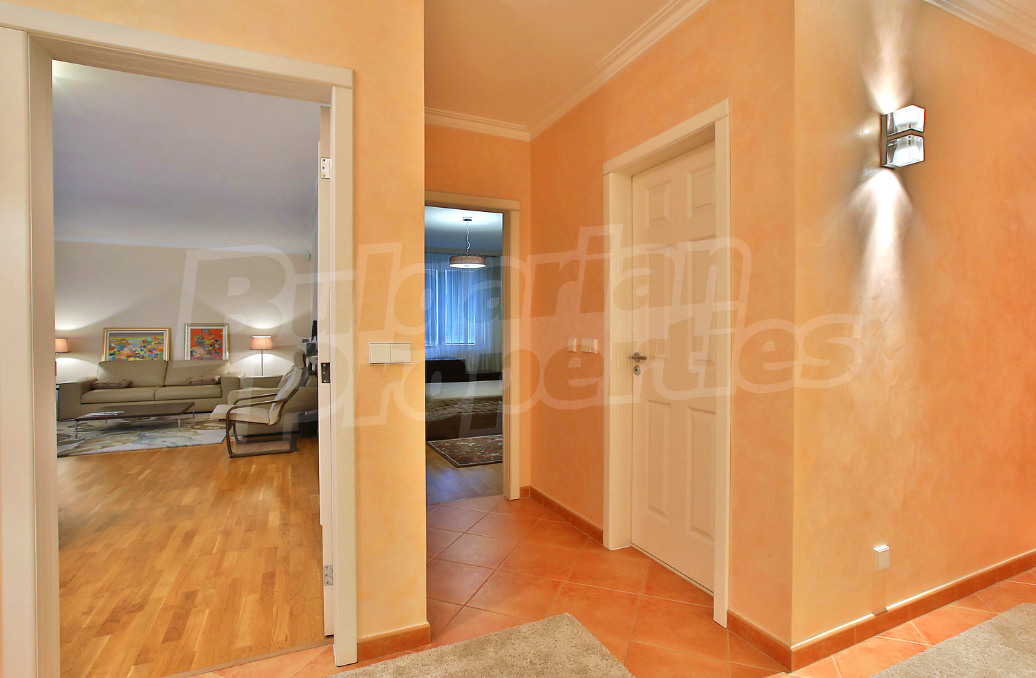 Gallery Picture 14