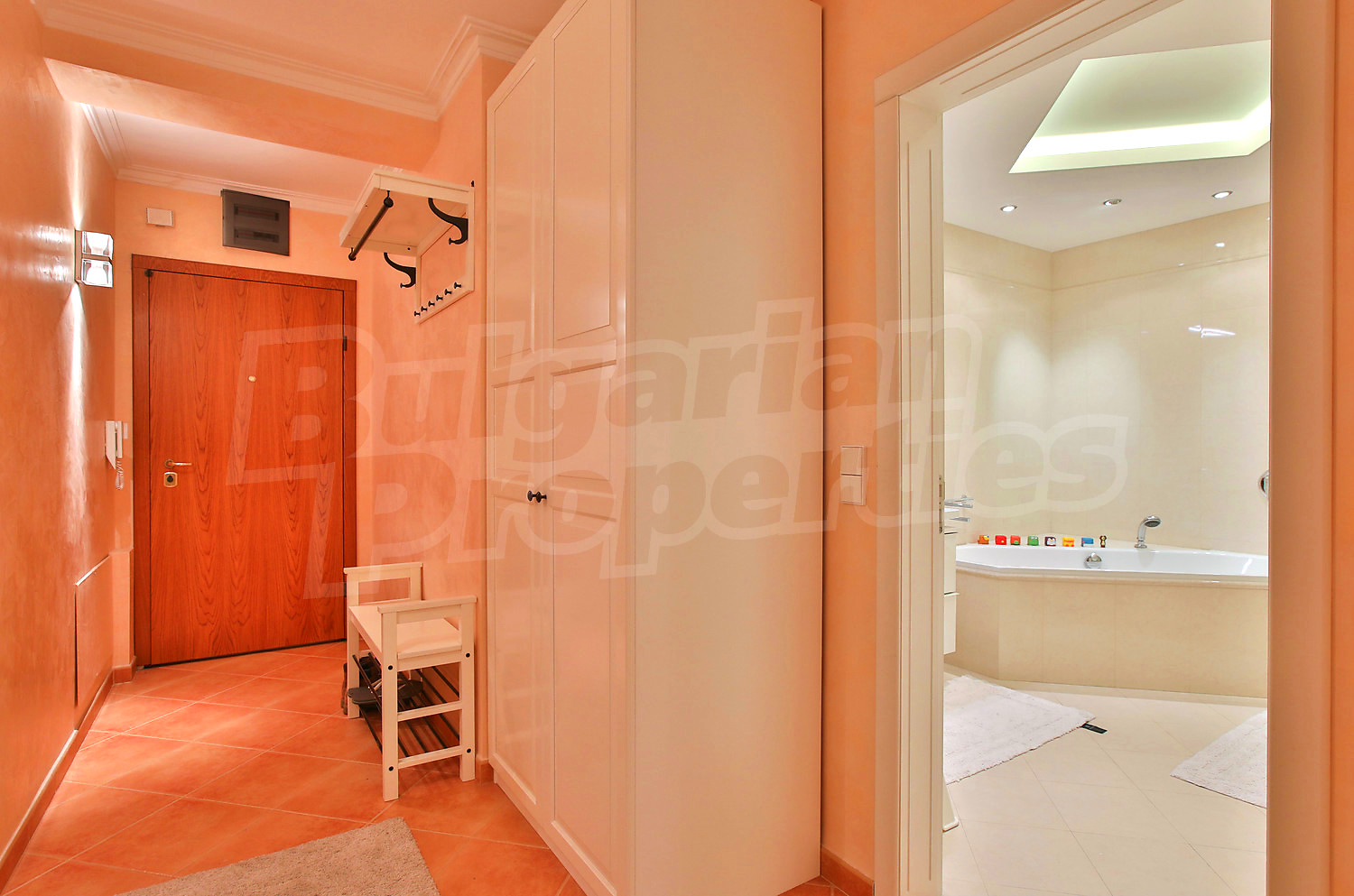 Gallery Picture 15