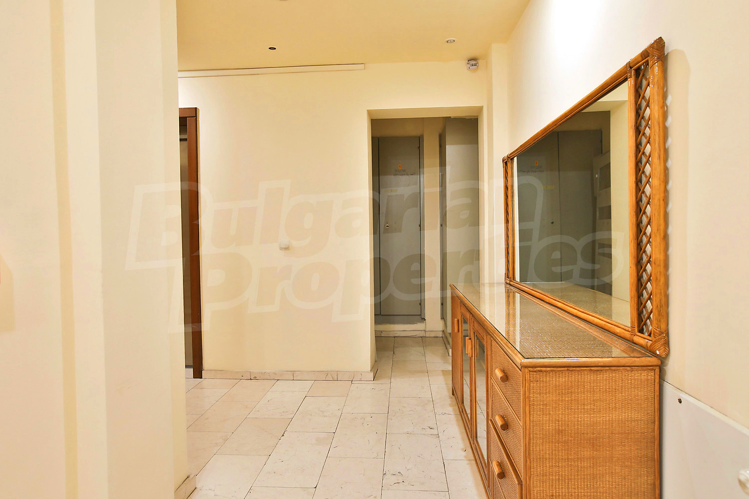 Gallery Picture 16