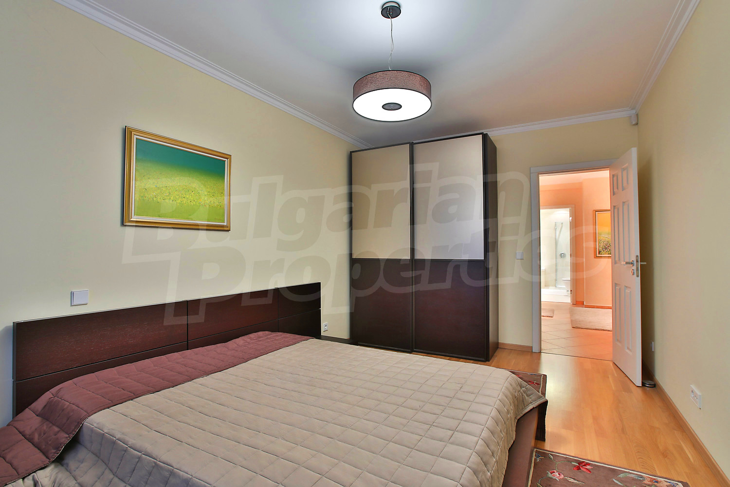 Gallery Picture 8