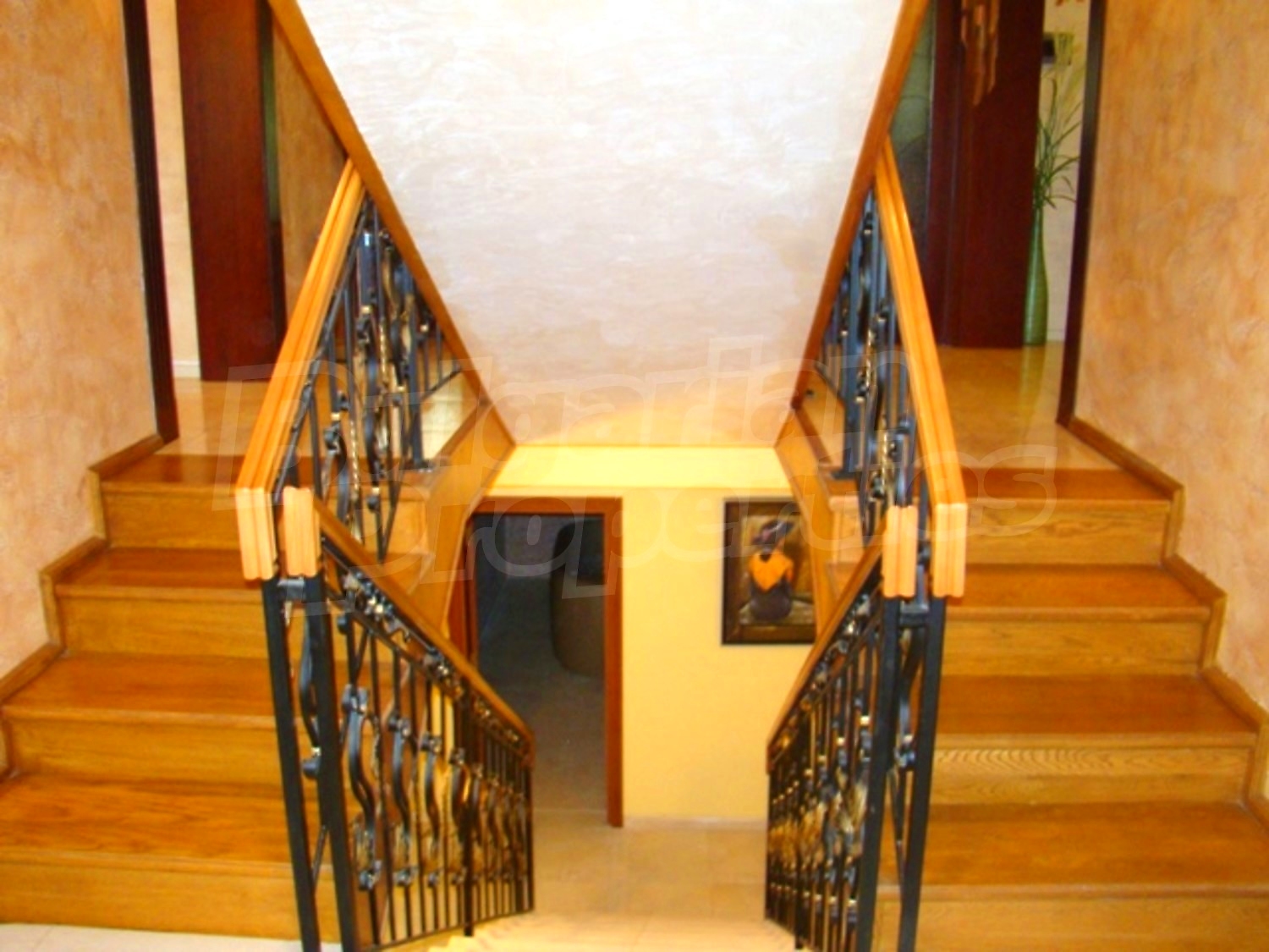 Gallery Picture 22