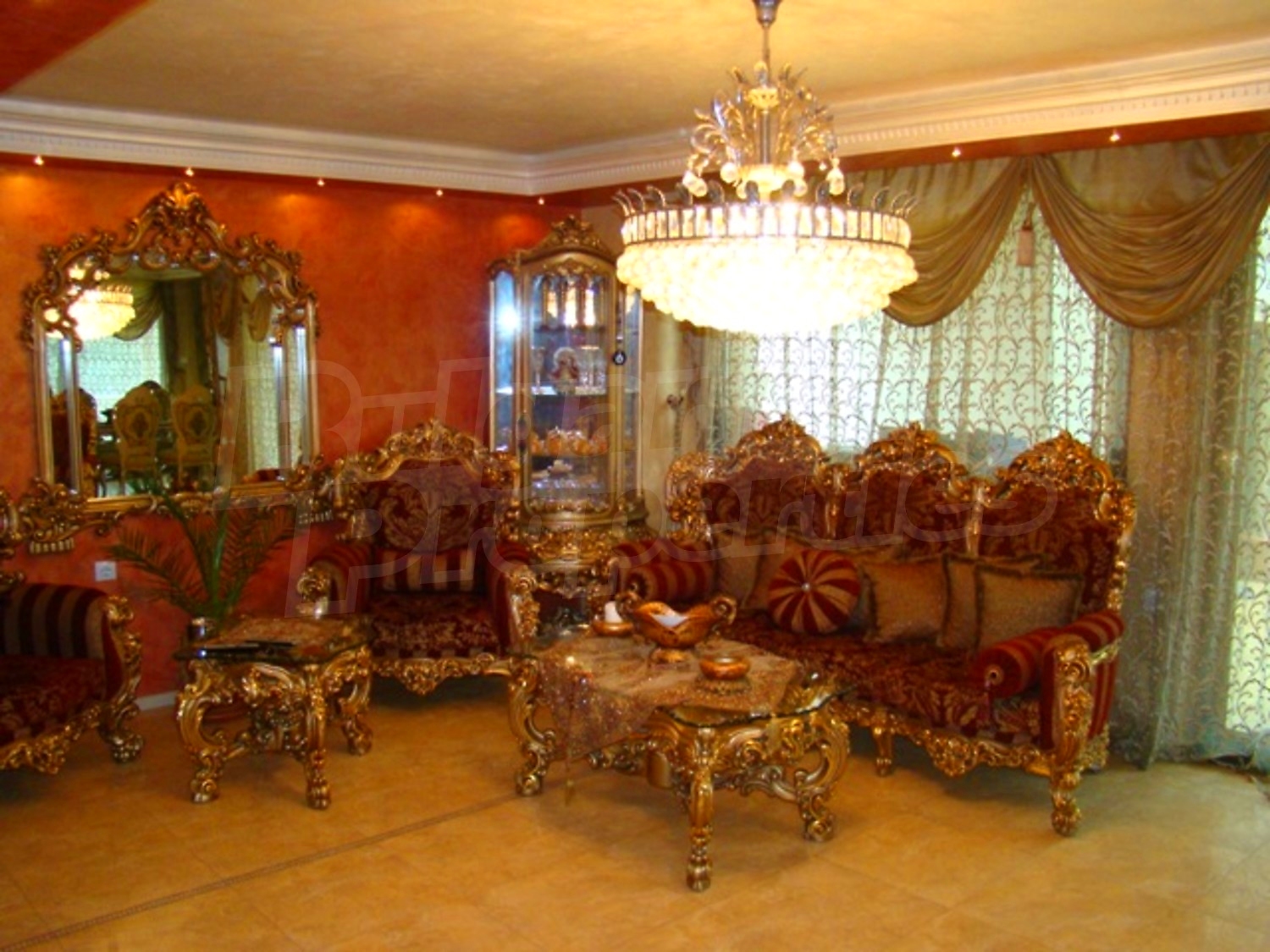 Gallery Picture 24