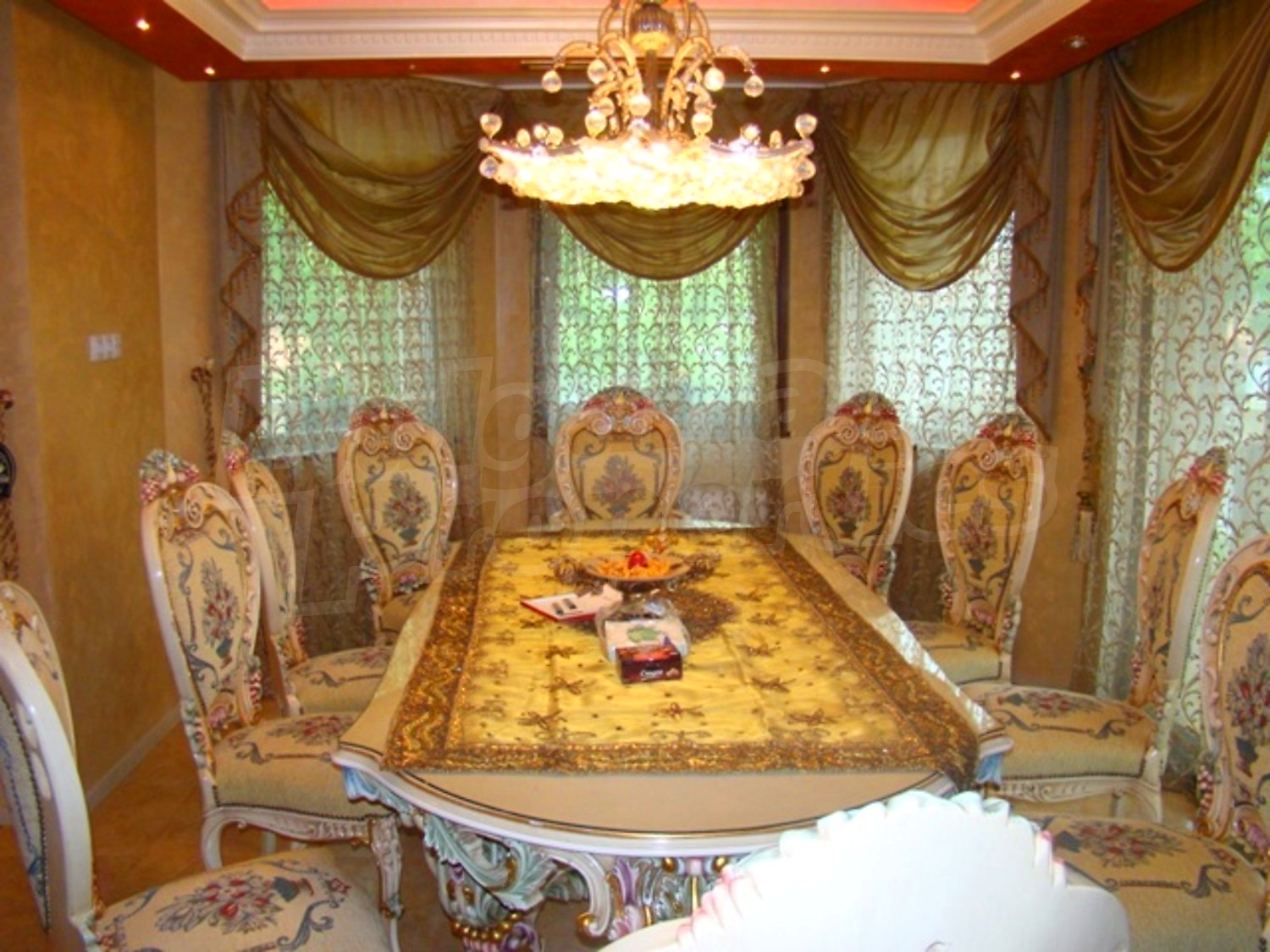 Gallery Picture 29