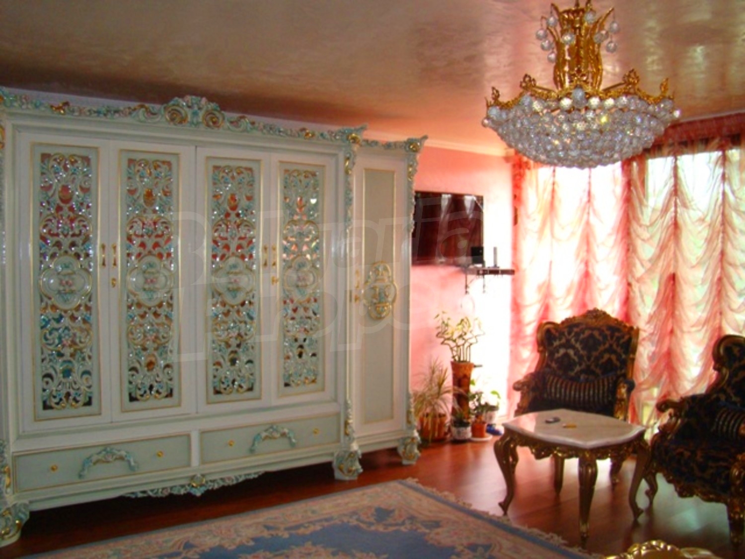 Gallery Picture 40