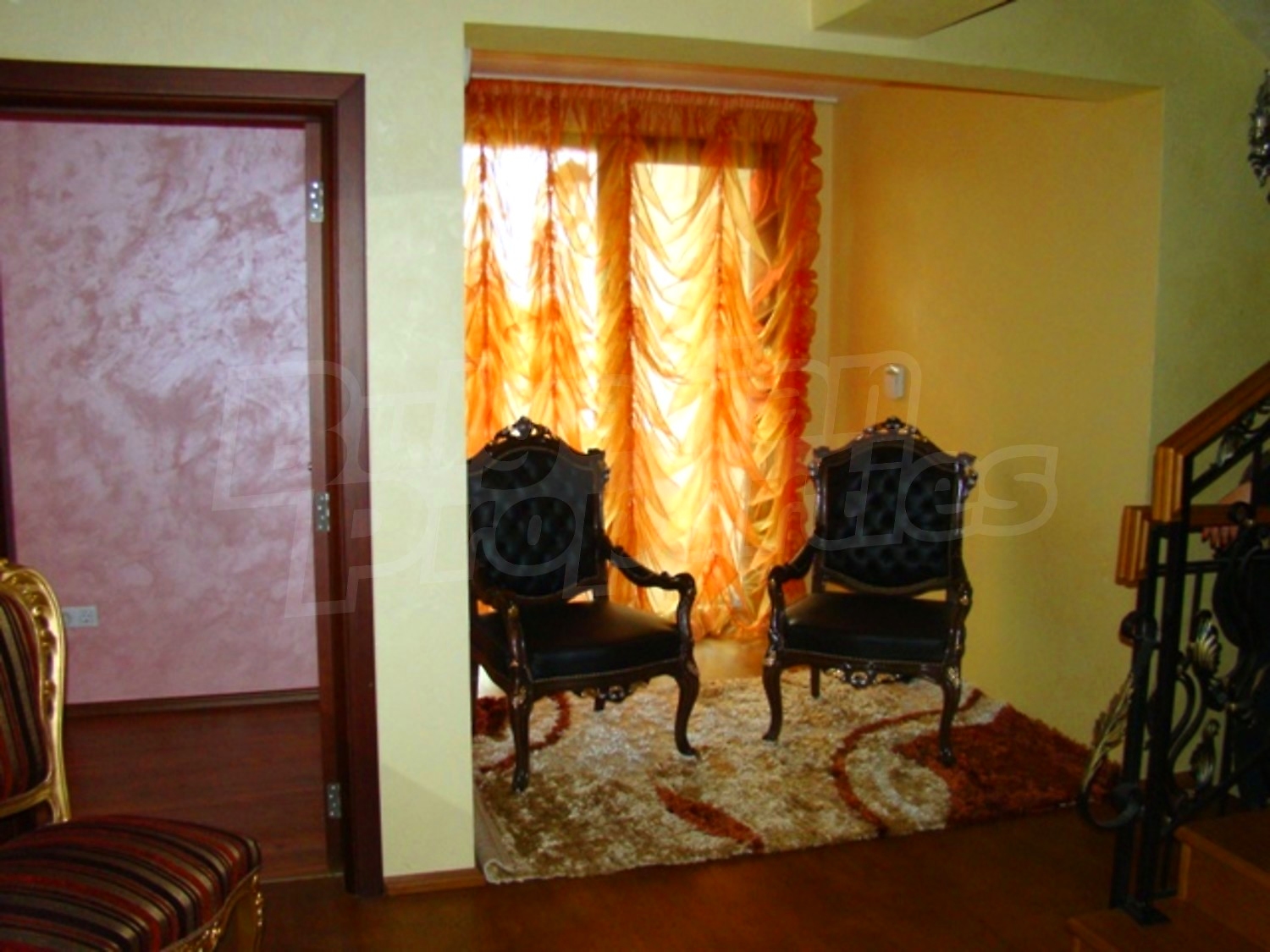 Gallery Picture 44