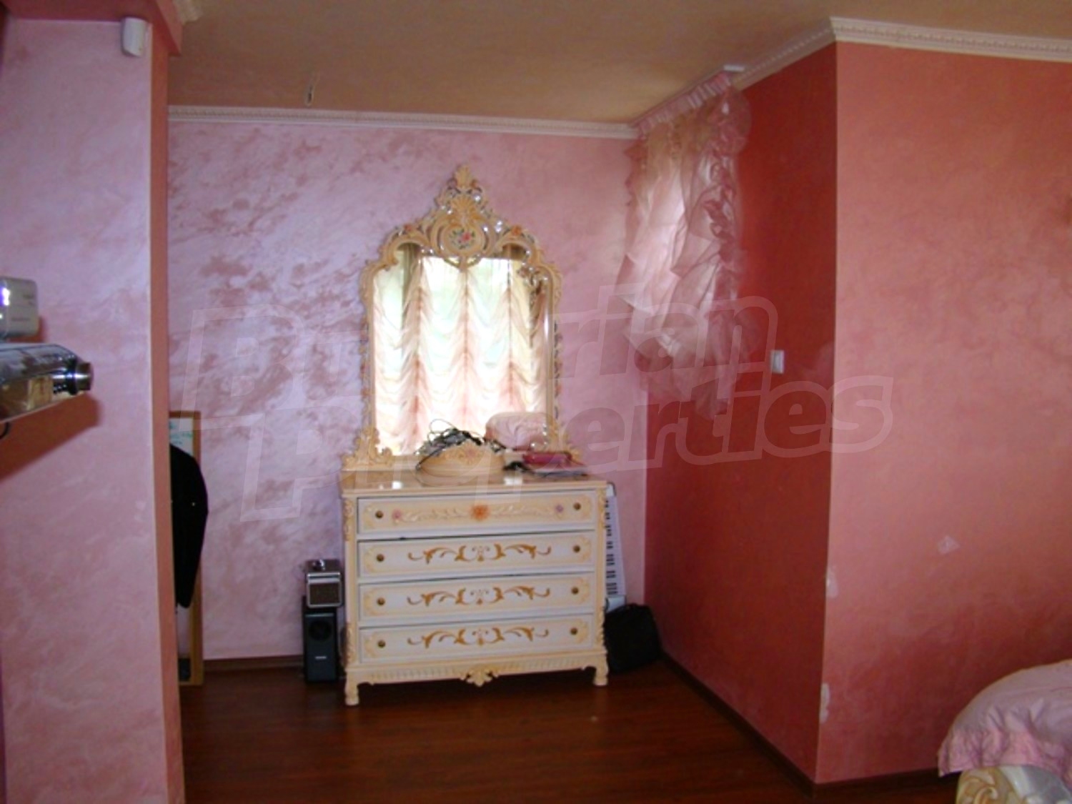 Gallery Picture 46