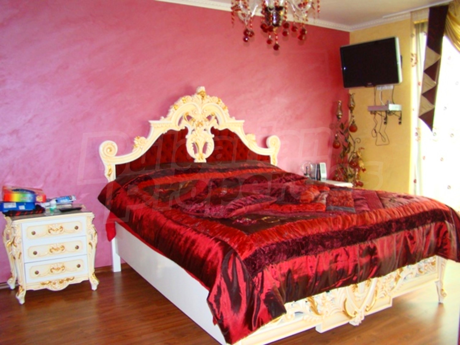 Gallery Picture 50