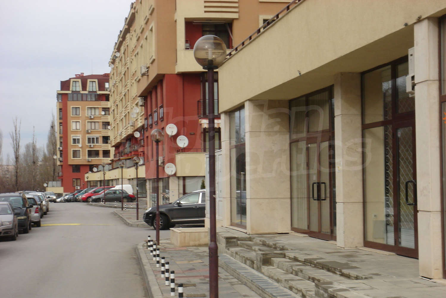 Магазин в Цариградски комплекс в гр. София, кв."Дружба 2", до ...