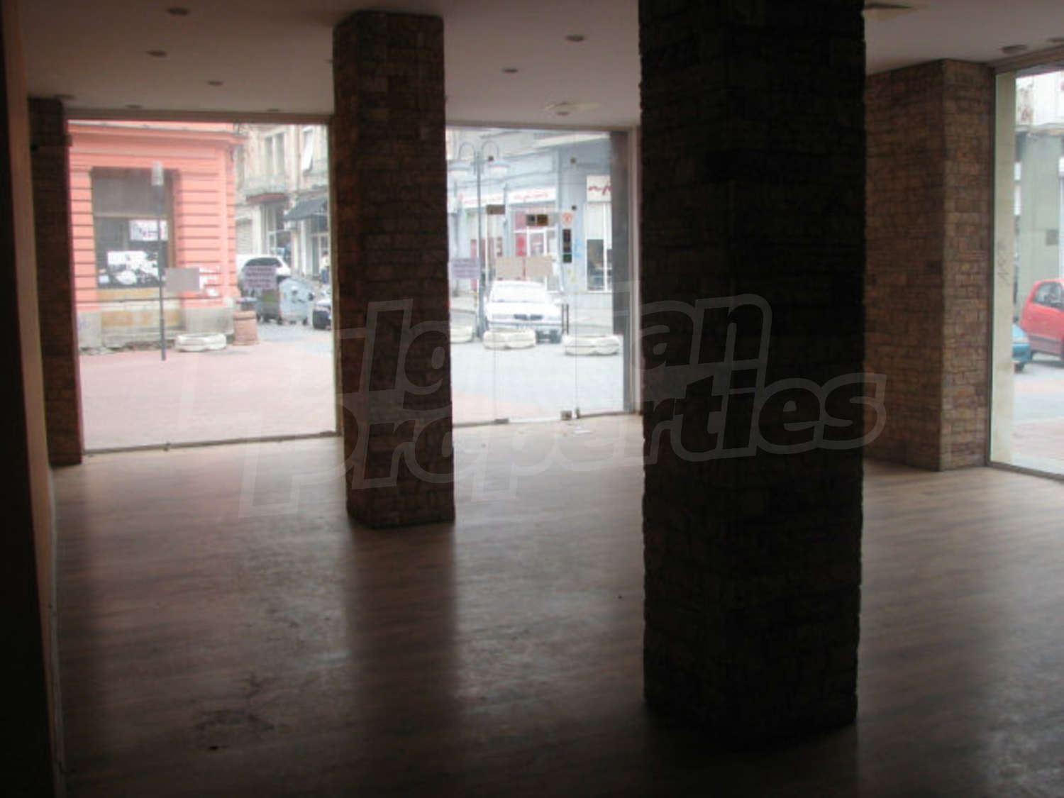 Gallery Picture 20
