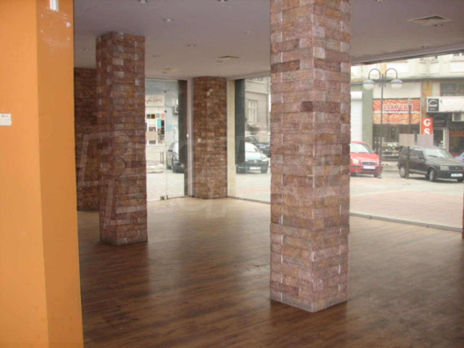 Gallery Picture 22