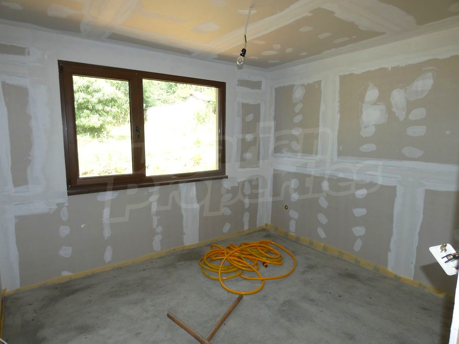 Gallery Picture 13