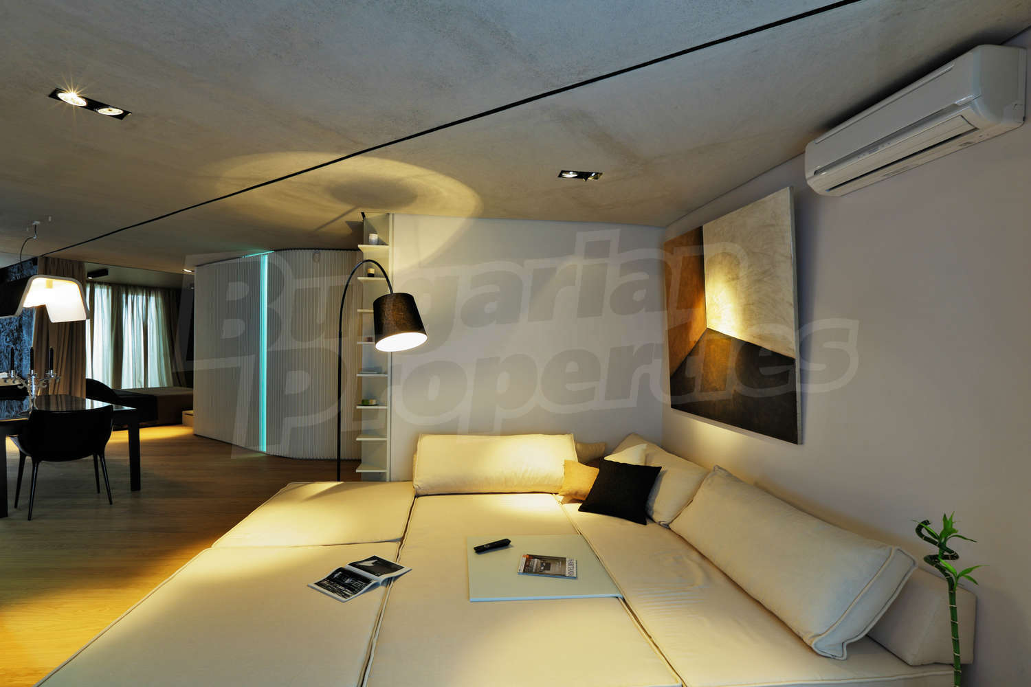 Gallery Picture 29