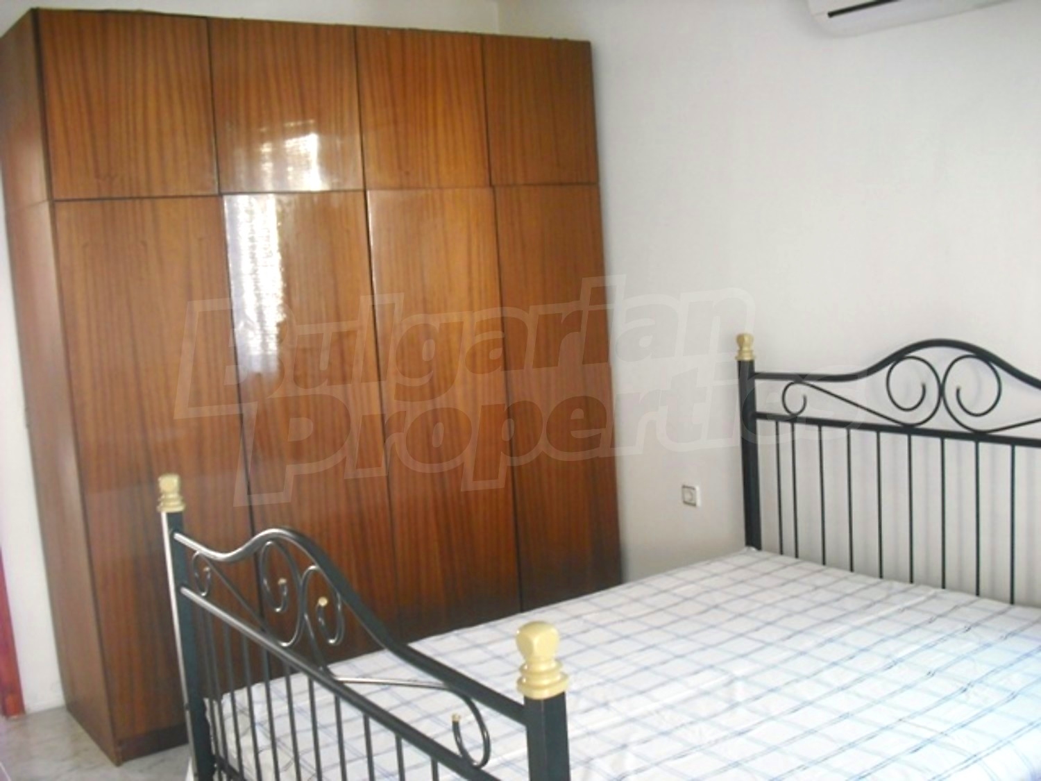 Gallery Picture 16