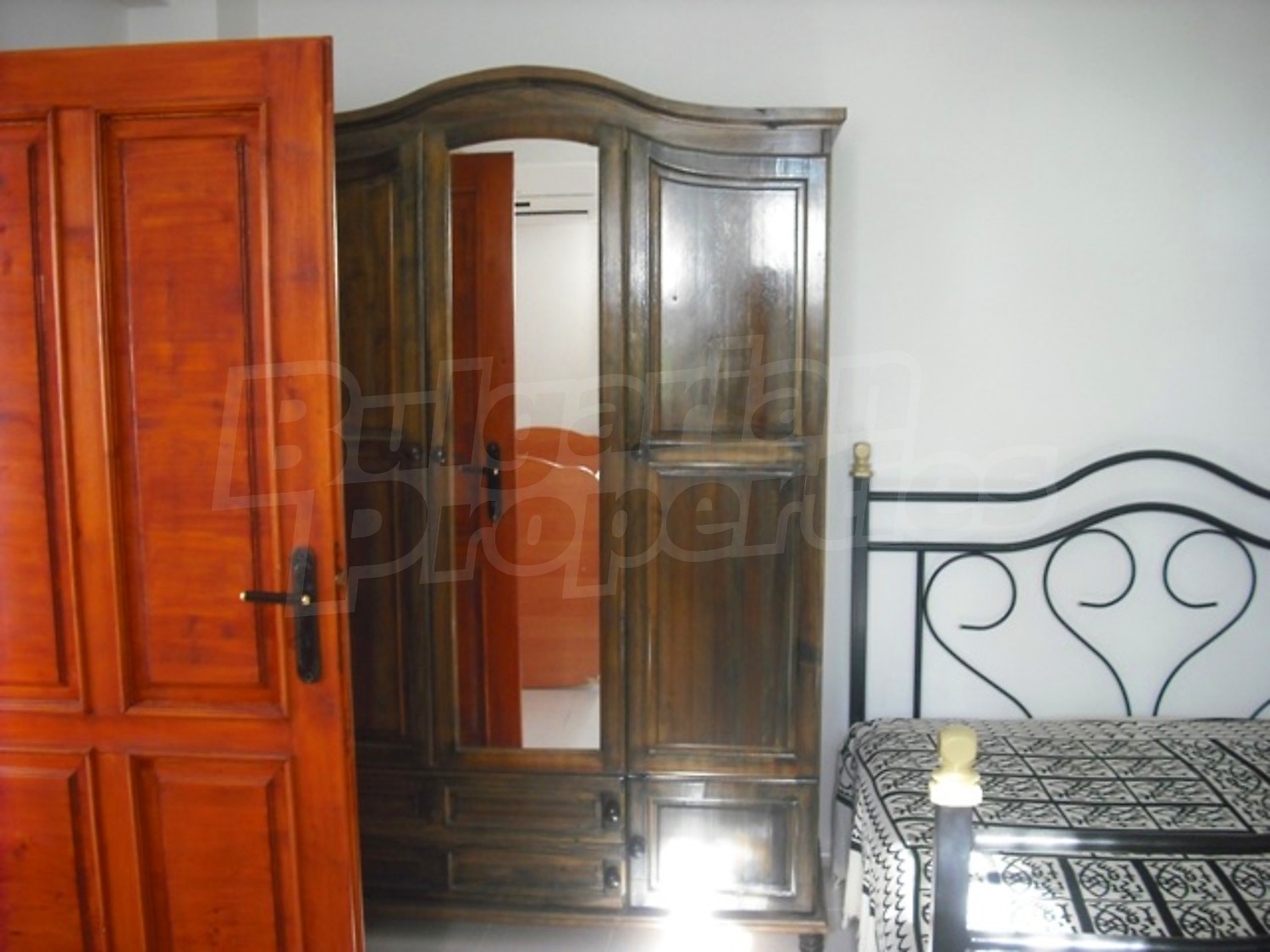 Gallery Picture 8