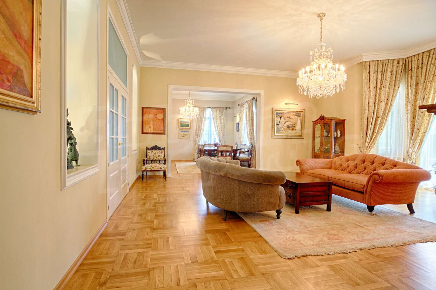 Gallery Picture 16