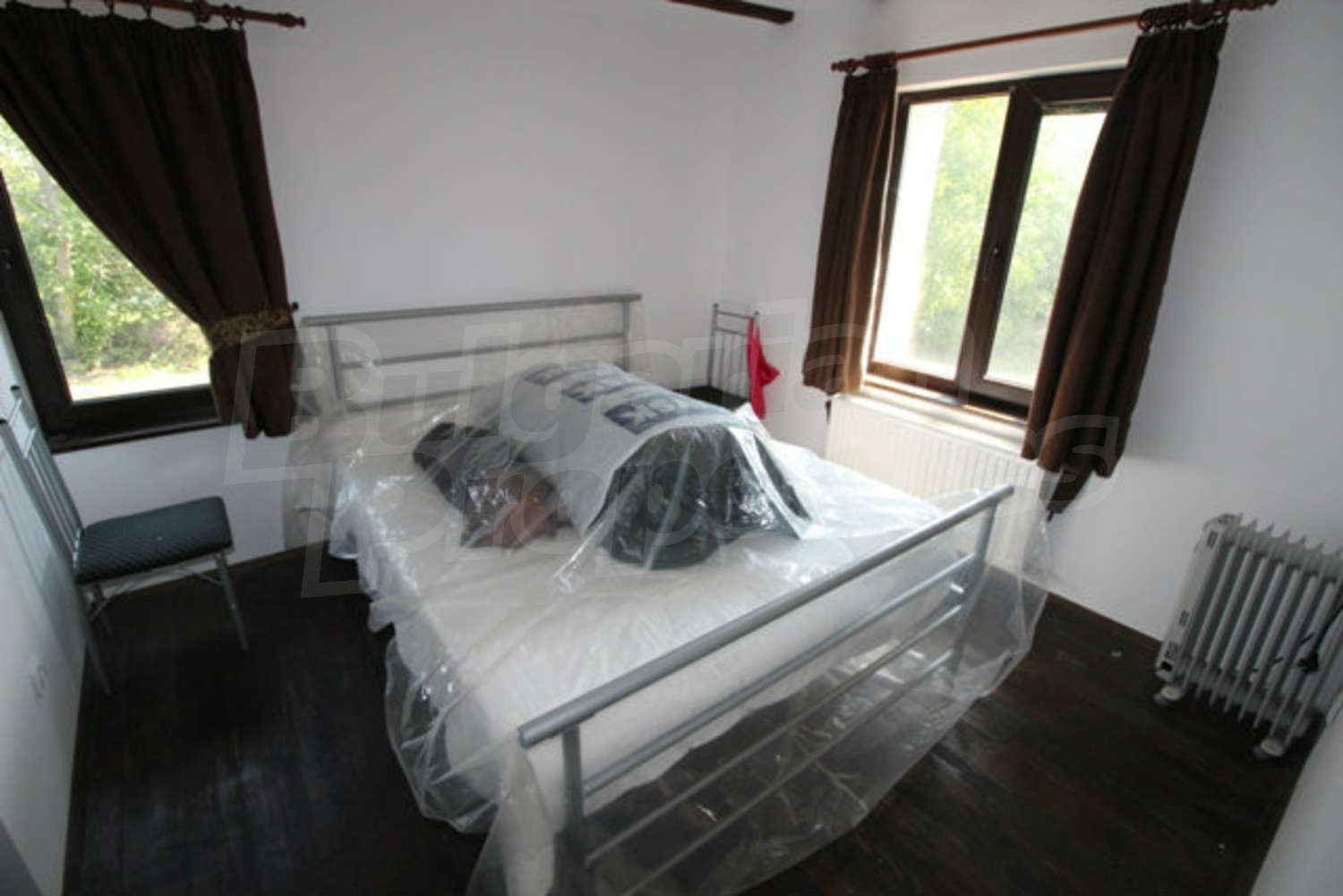 Gallery Picture 24