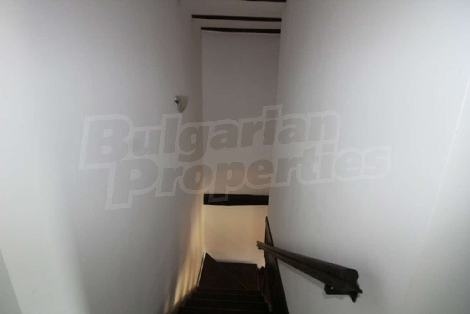 Gallery Picture 34