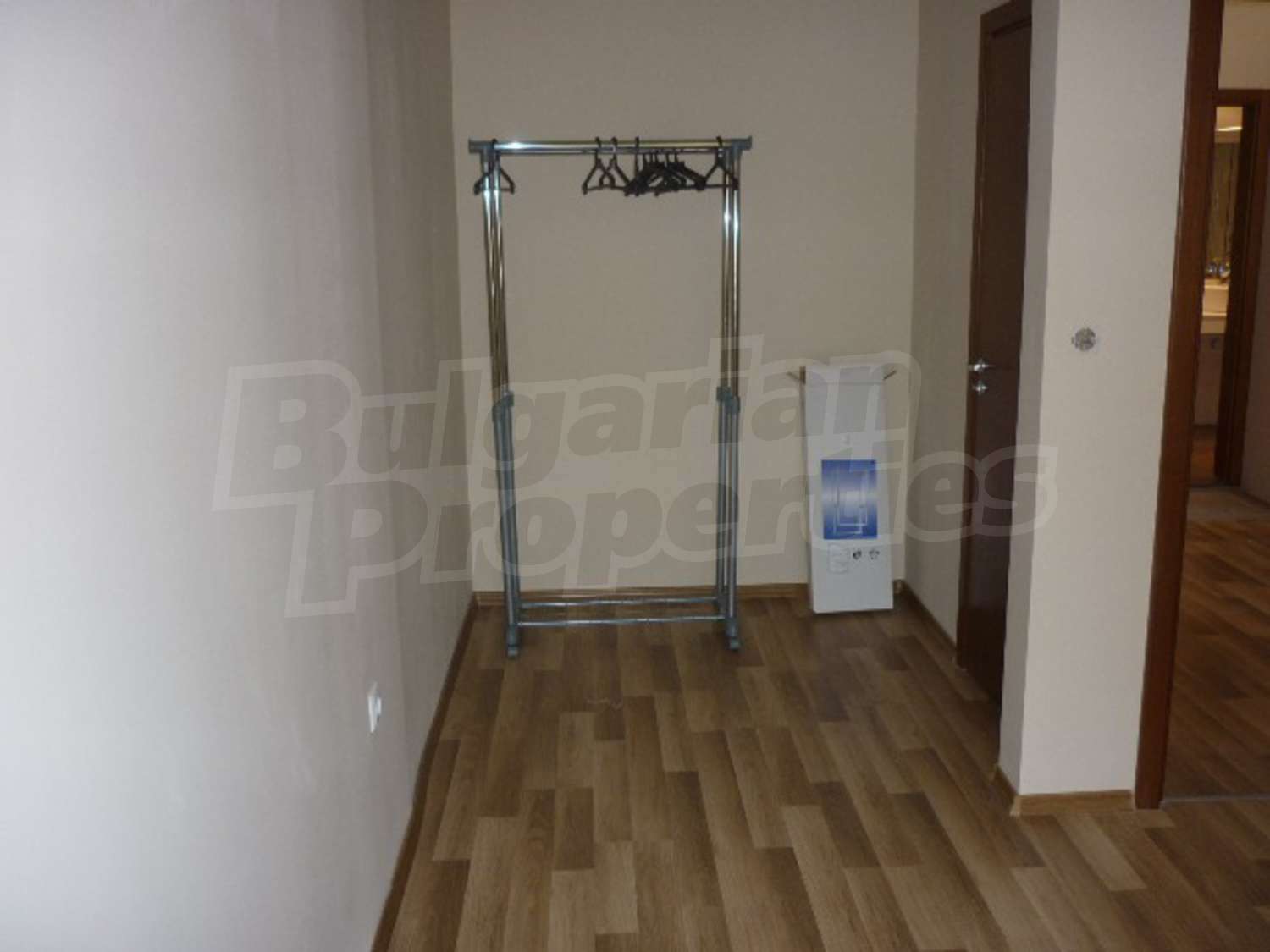 Gallery Picture 6