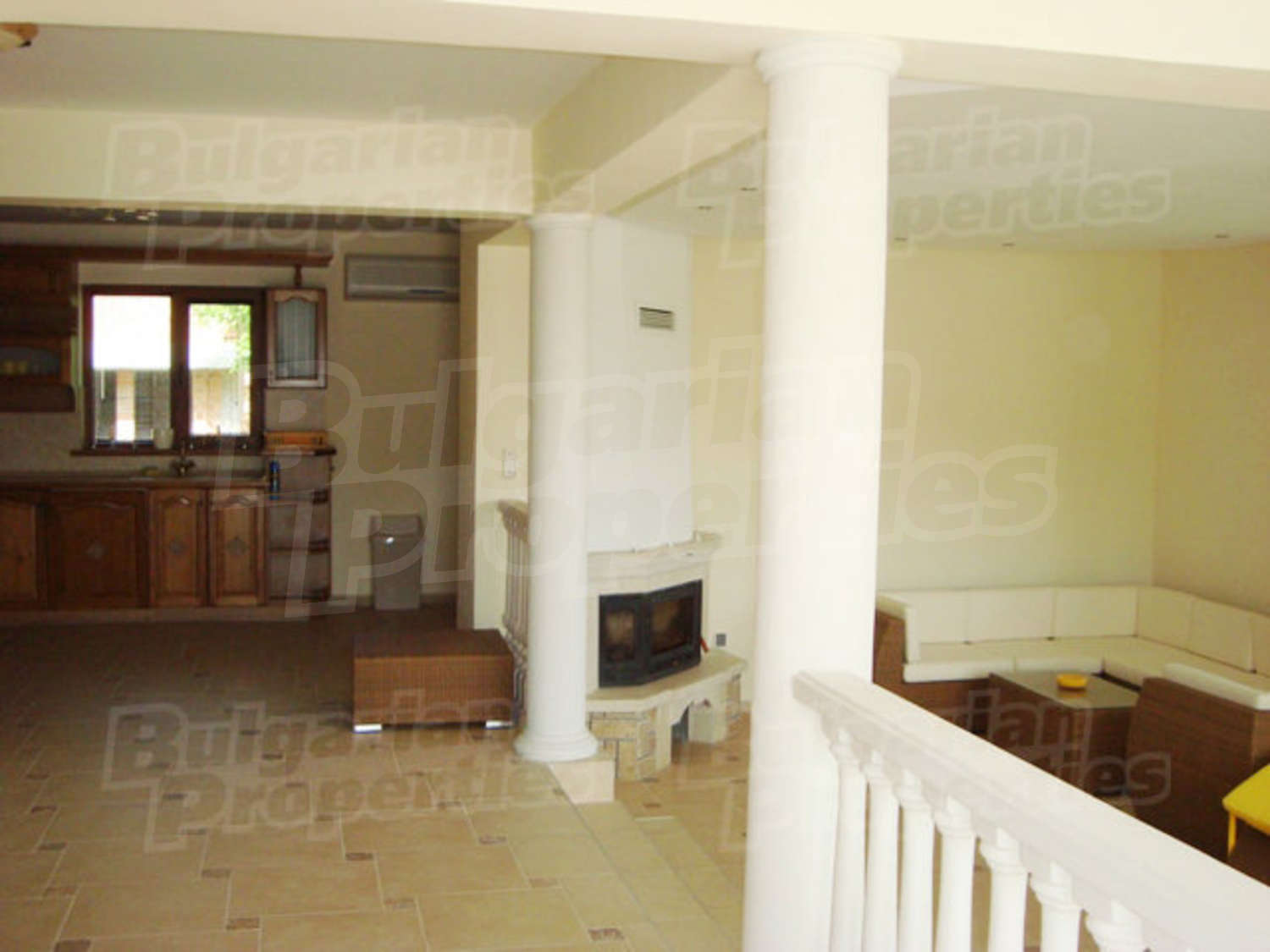 Gallery Picture 10