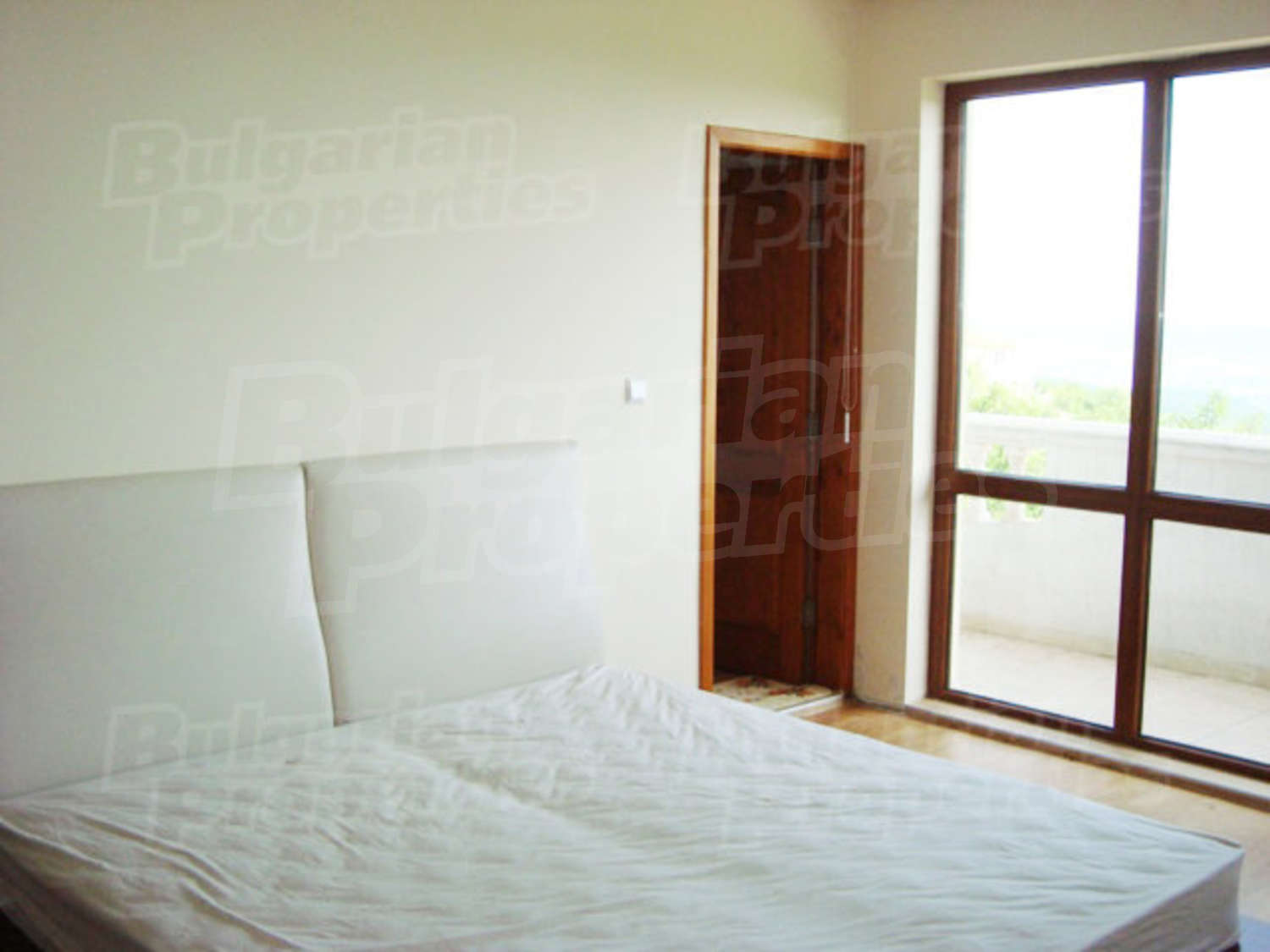 Gallery Picture 18