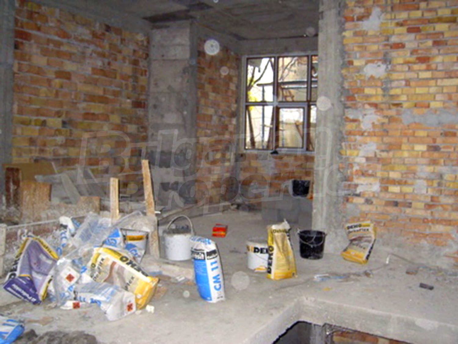 Gallery Picture 10