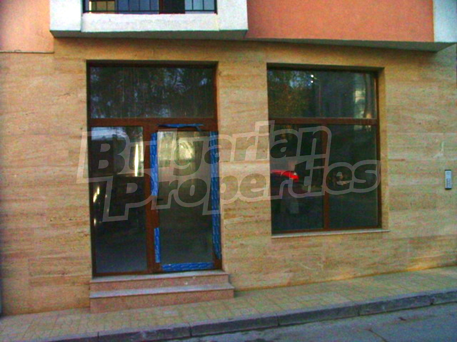 Gallery Picture 4