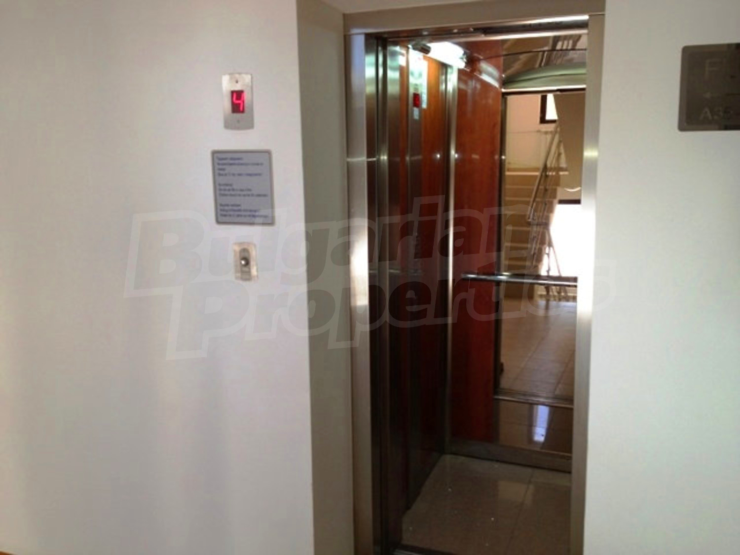 Gallery Picture 6