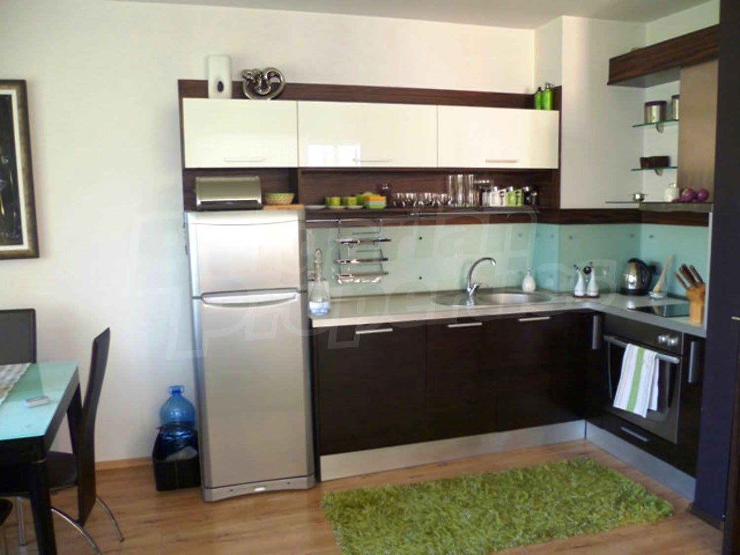 Gallery Picture 6