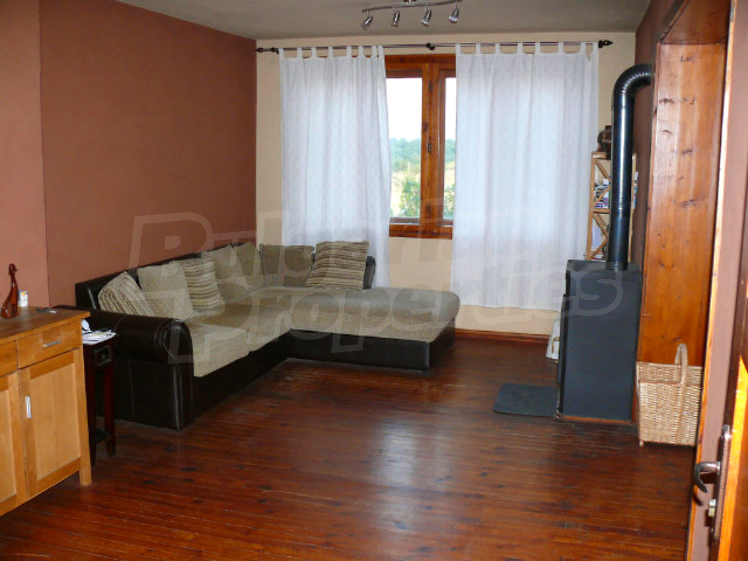 Gallery Picture 26