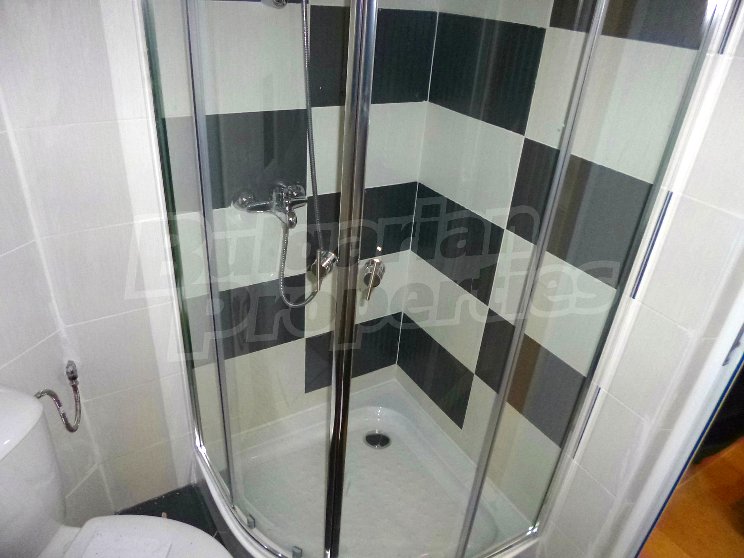 Gallery Picture 10