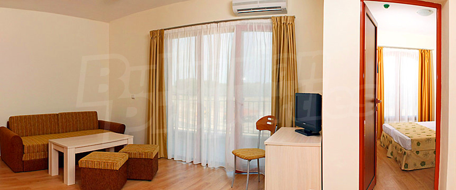 Gallery Picture 9
