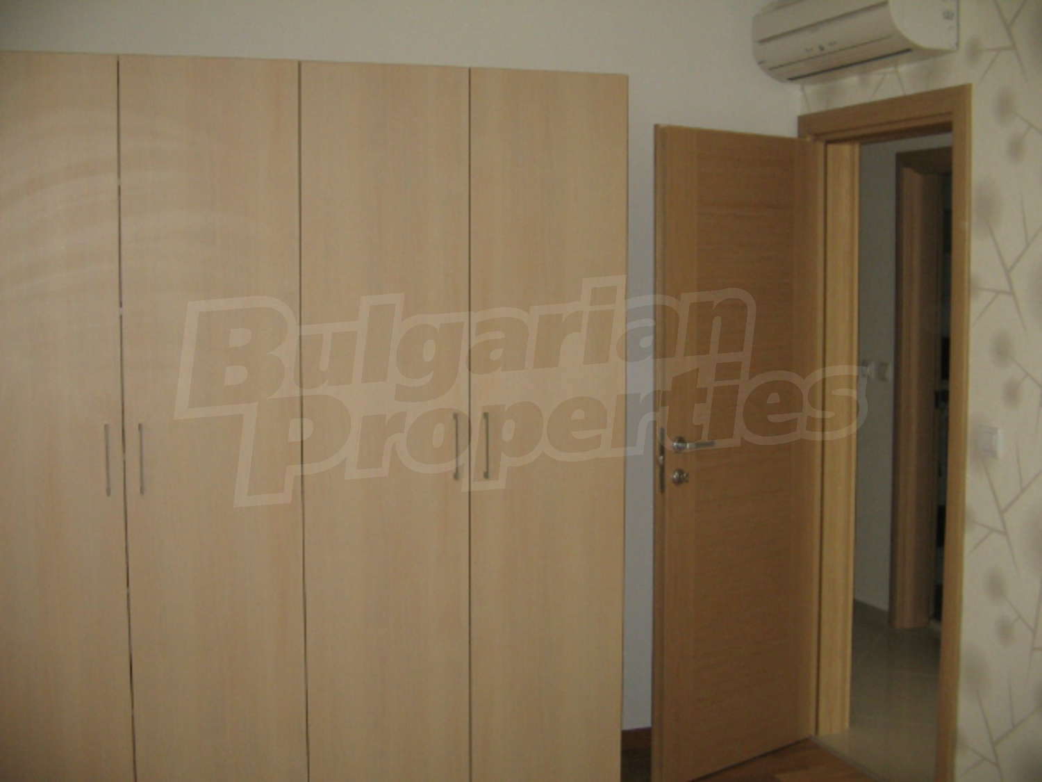 Gallery Picture 8