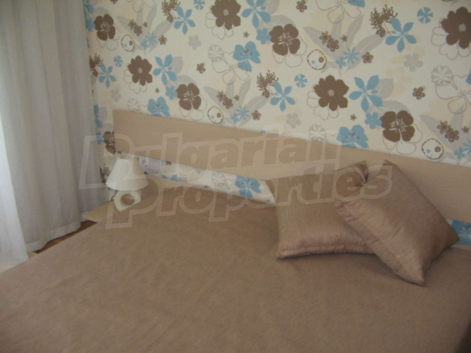 Gallery Picture 8