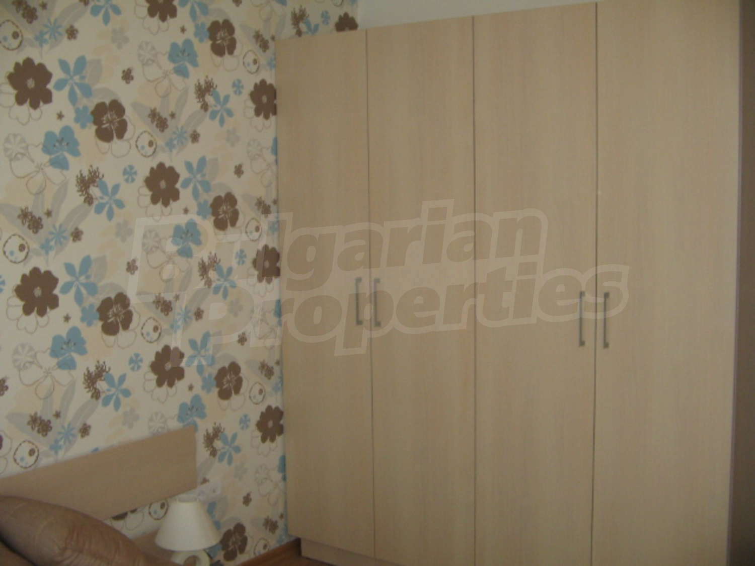 Gallery Picture 9