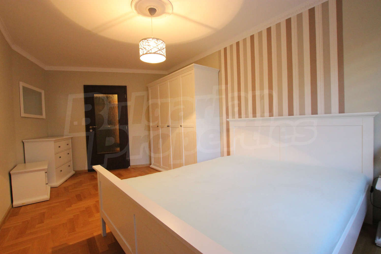 Gallery Picture 7