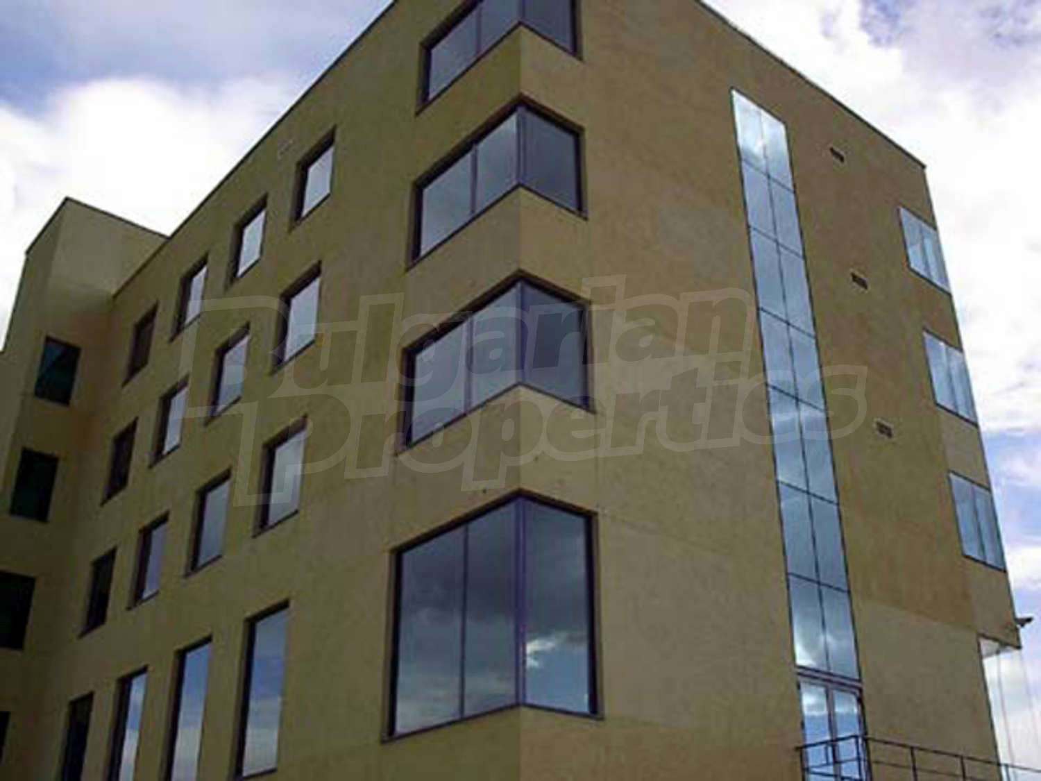 Gallery Picture 2
