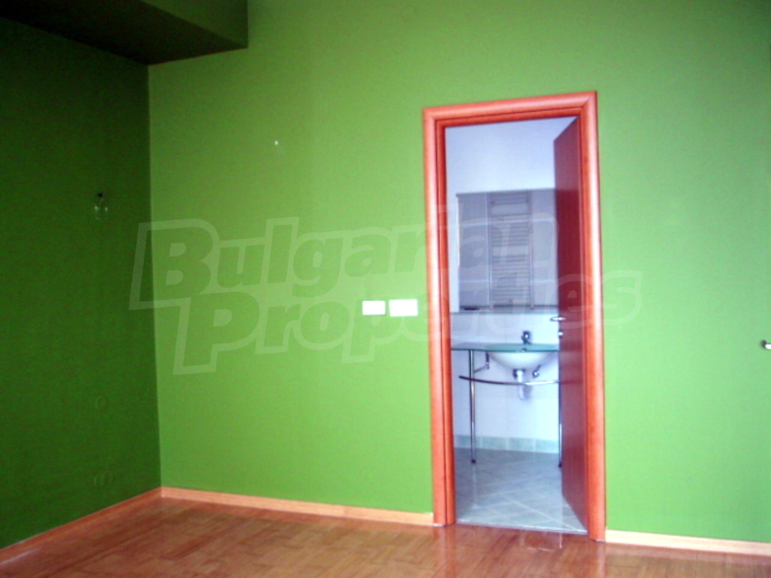 Gallery Picture 8