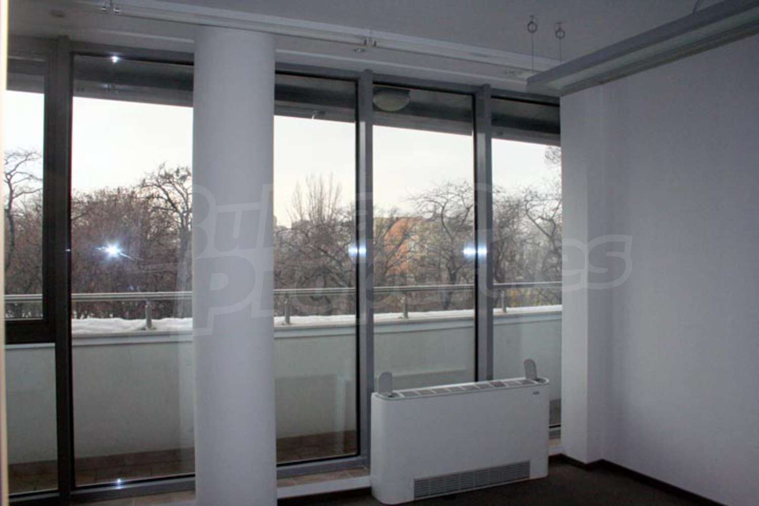 Gallery Picture 10
