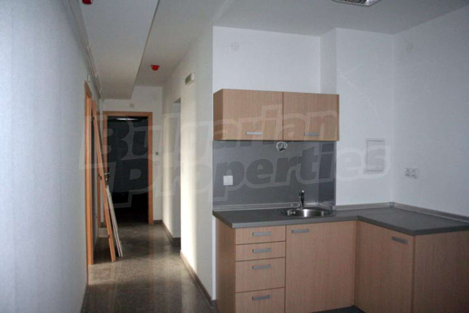 Gallery Picture 15
