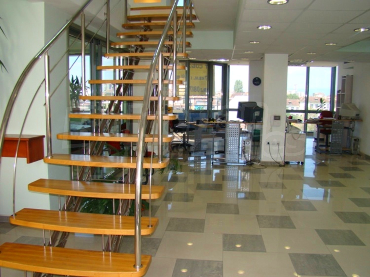 Gallery Picture 7