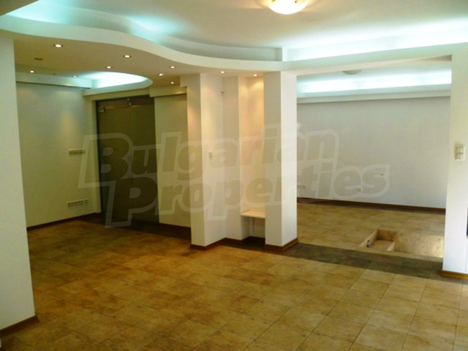 Gallery Picture 10