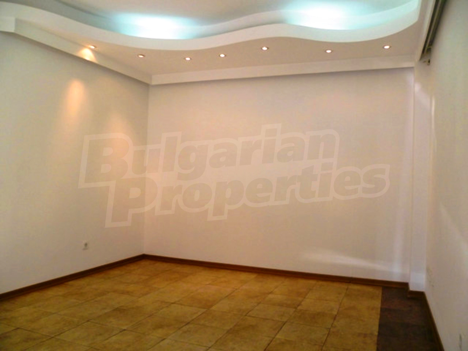 Gallery Picture 4