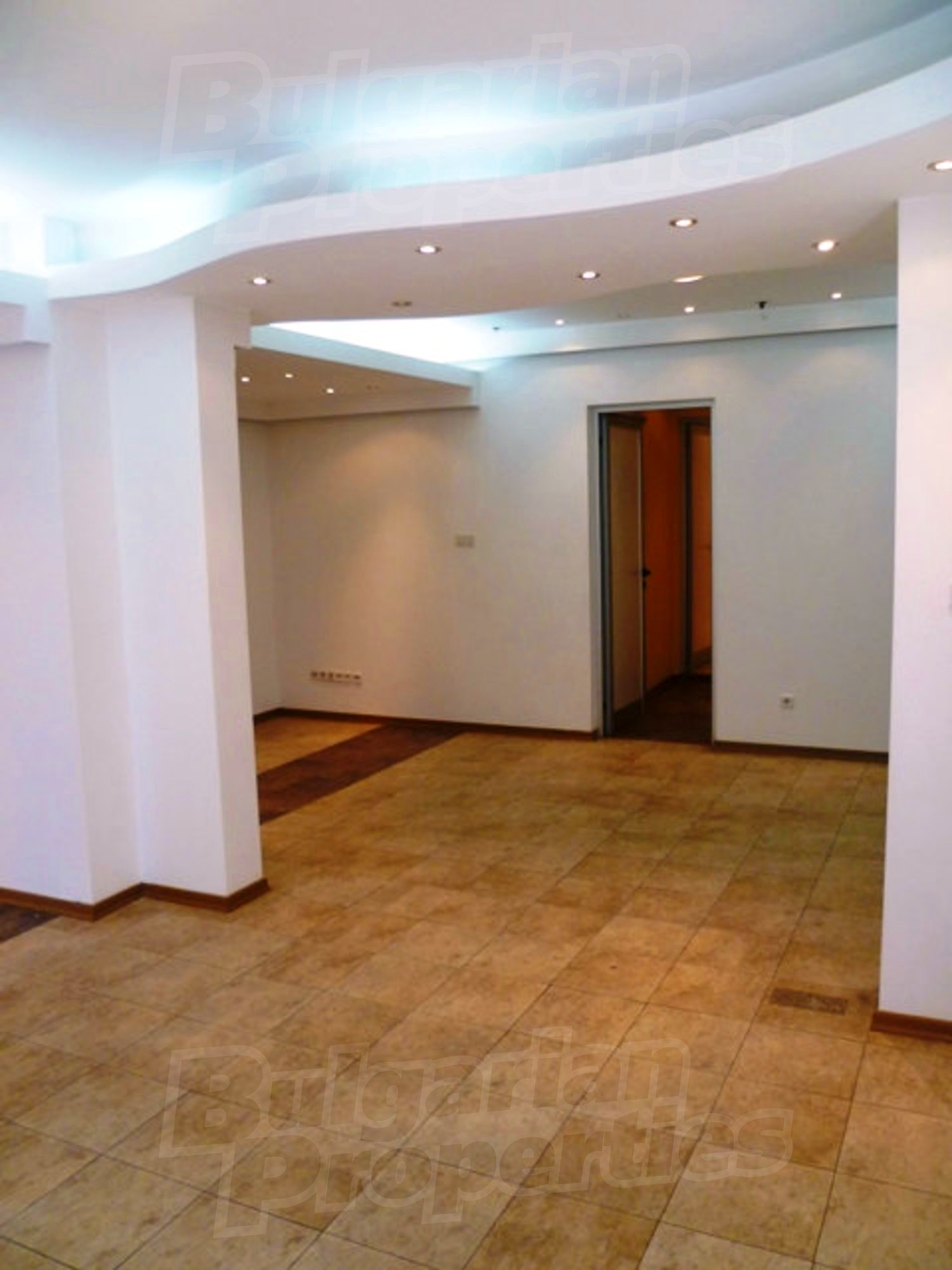 Gallery Picture 9
