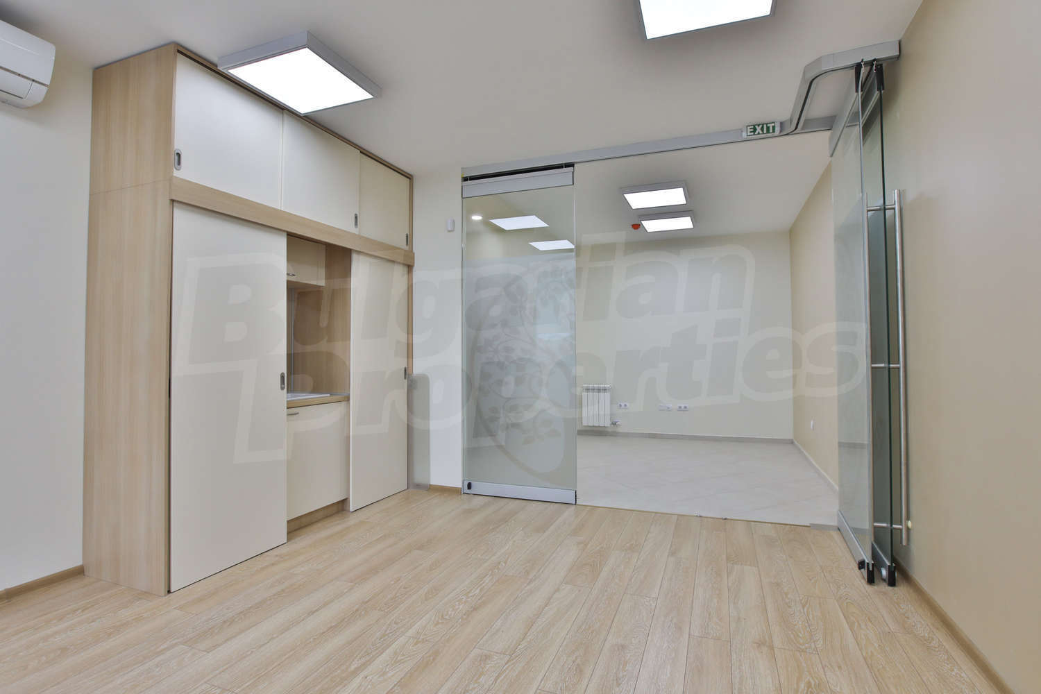 Gallery Picture 4