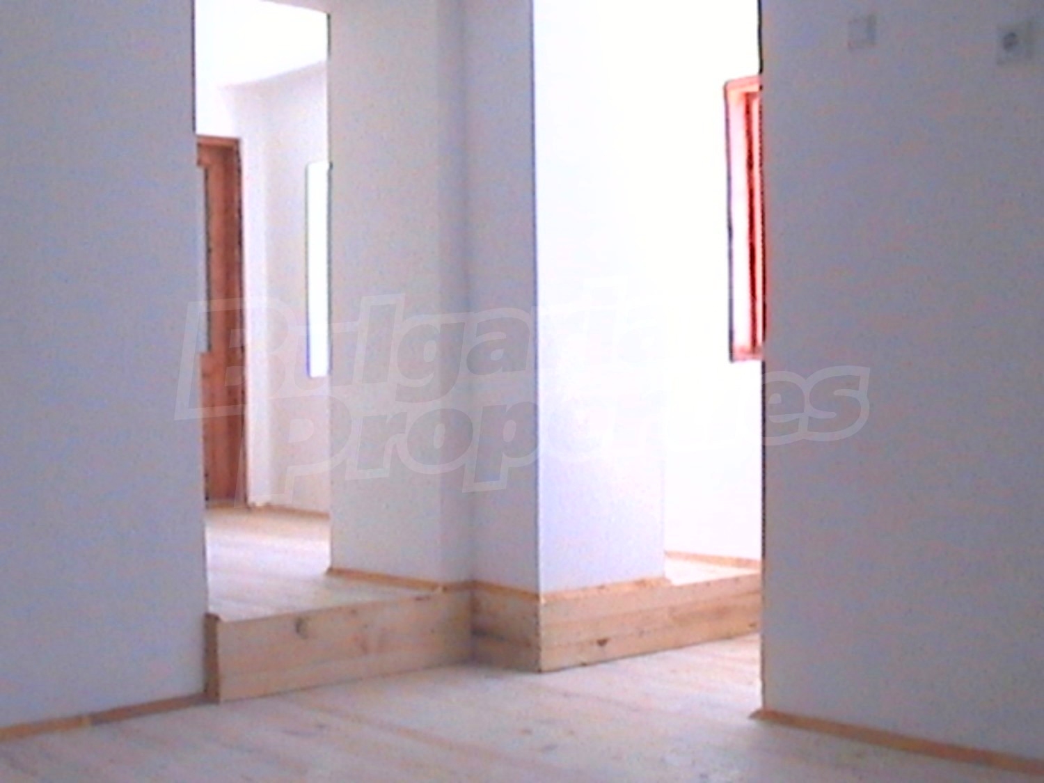 Gallery Picture 12