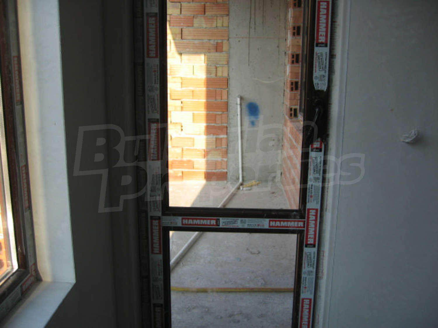 Gallery Picture 10